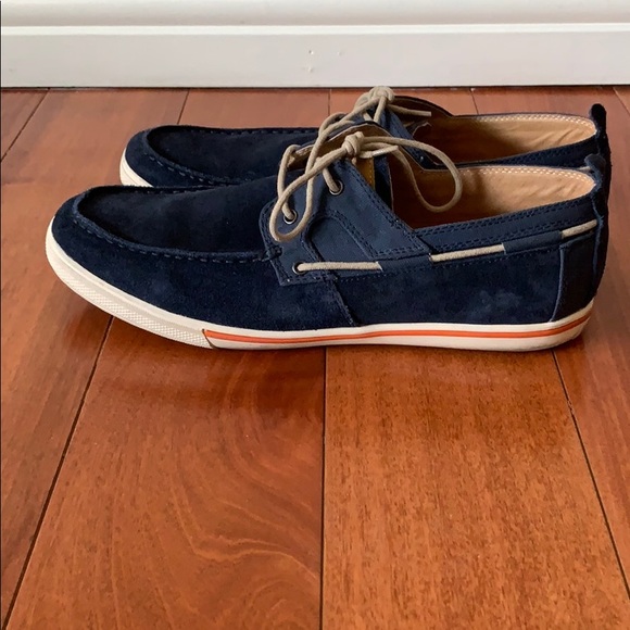 Tommy Bahama men boat shoes - Picture 2 of 5